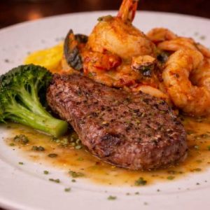 bayview and eglinton restaurants